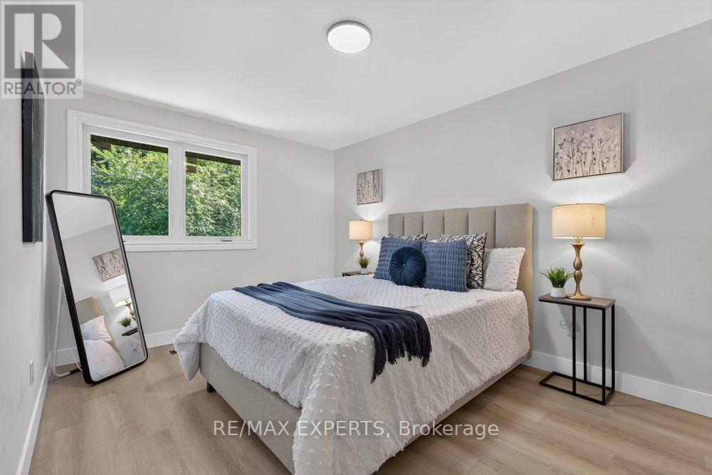 23 Collingdale Road, Toronto, Ontario  M9V 3R2 - Photo 21 - W13718076