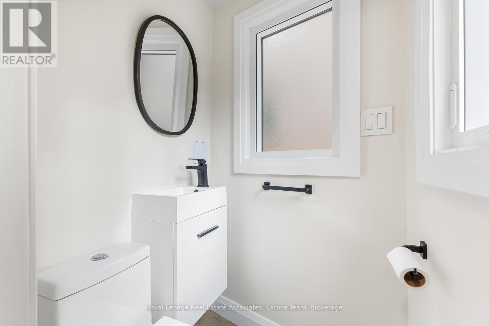 28 Thirtieth Street, Toronto, Ontario  M8W 3B6 - Photo 18 - W13714404
