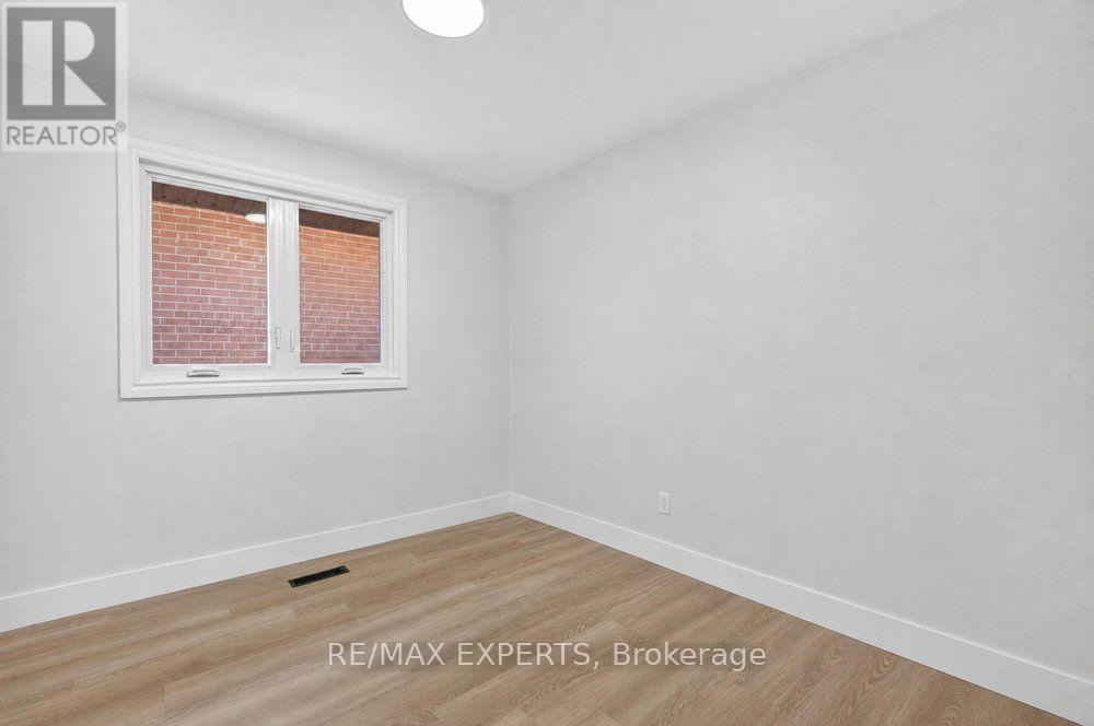 23 Collingdale Road, Toronto, Ontario  M9V 3R2 - Photo 22 - W13718076