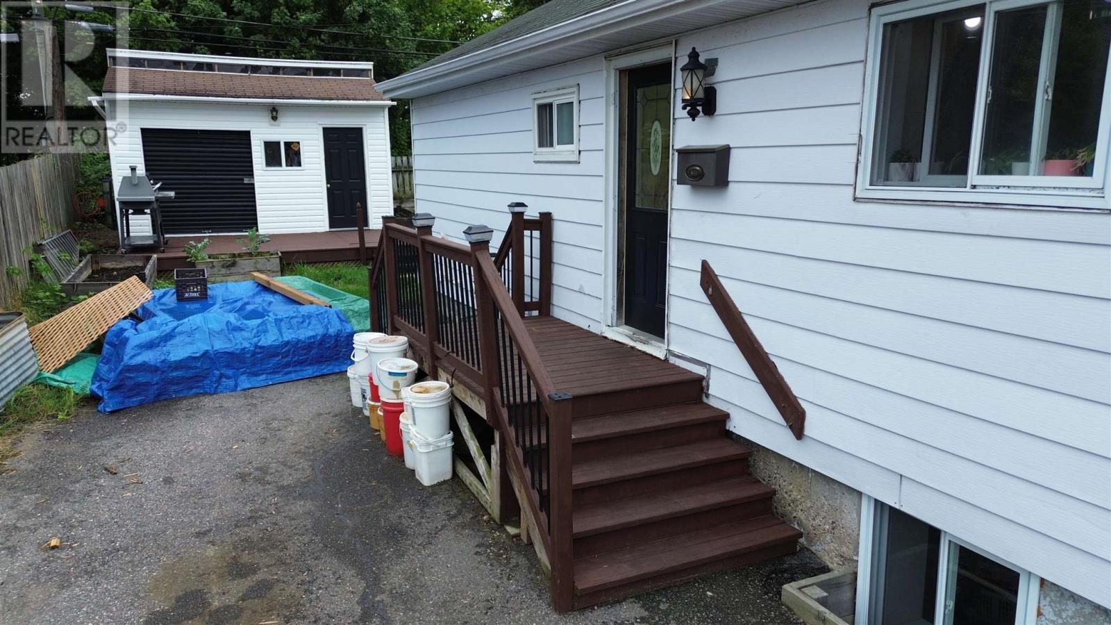 31 Hirshhorn Ave, Elliot Lake, Ontario  P5A 1P3 - Photo 6 - SM262345