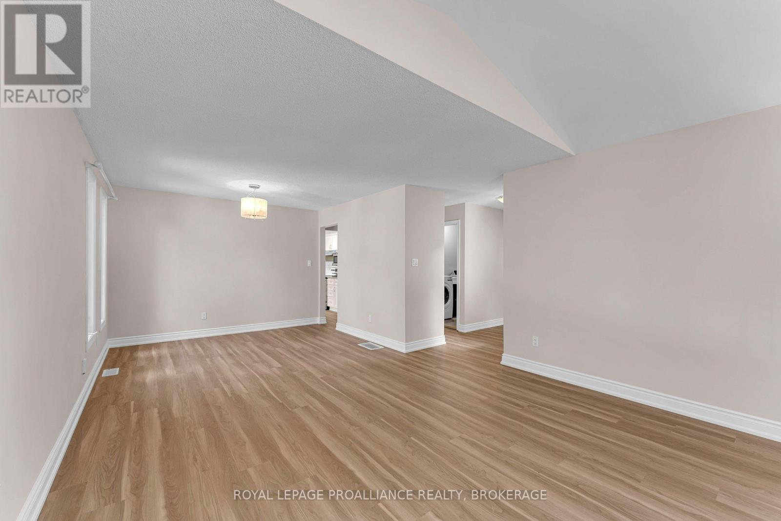 542 Davis Drive, Kingston, Ontario  K7M 8J6 - Photo 12 - X13719696