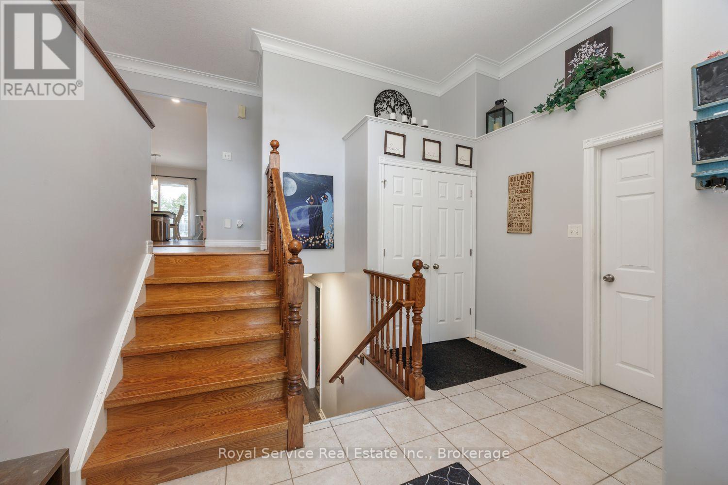 2690 Foxmeadow Road, Peterborough, Ontario  K9L 0A8 - Photo 3 - X13719676