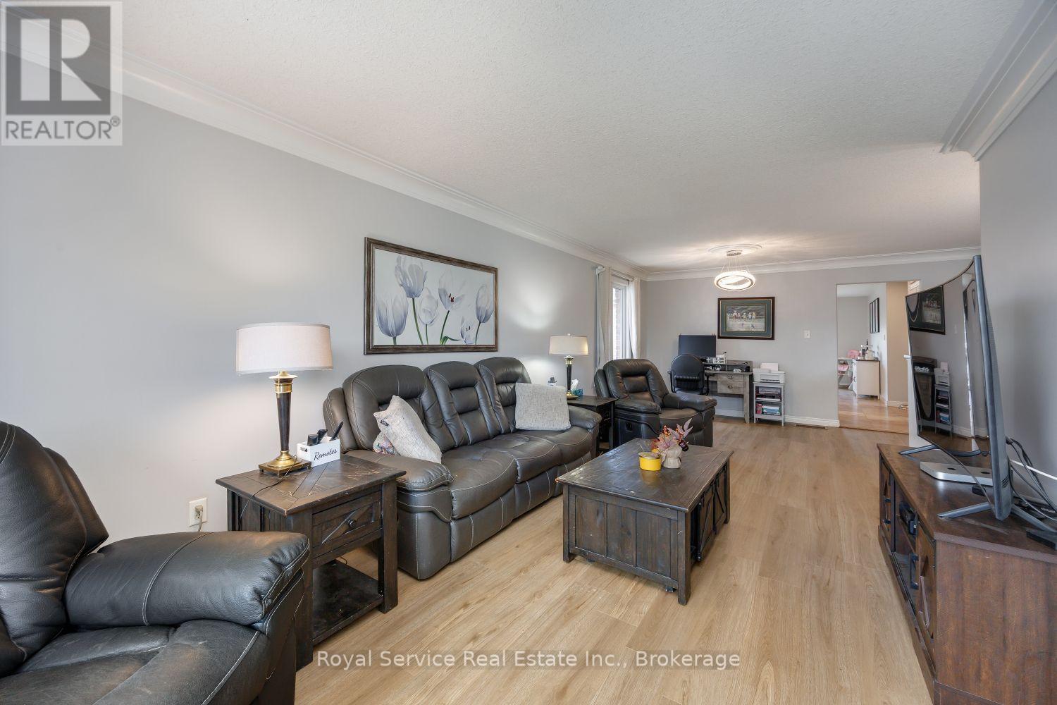2690 Foxmeadow Road, Peterborough, Ontario  K9L 0A8 - Photo 8 - X13719676