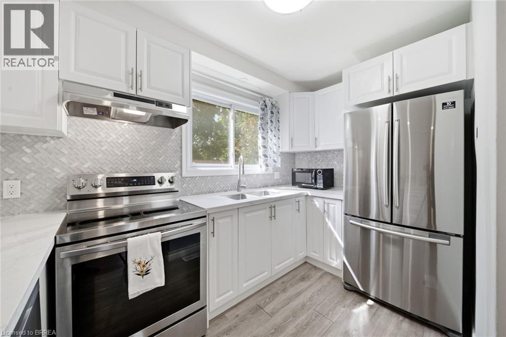44 Stanley Street, Brantford, Ontario  N3S 7K8 - Photo 18 - 40855946