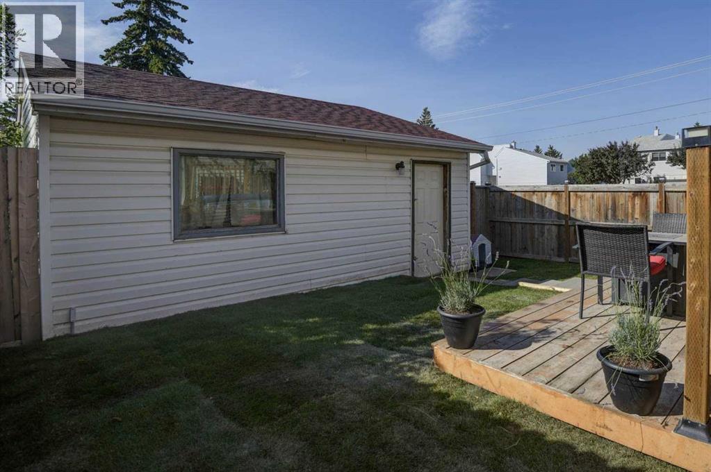 44 Falwood Crescent Ne, Calgary, Alberta  T3J 1E3 - Photo 38 - A2338230