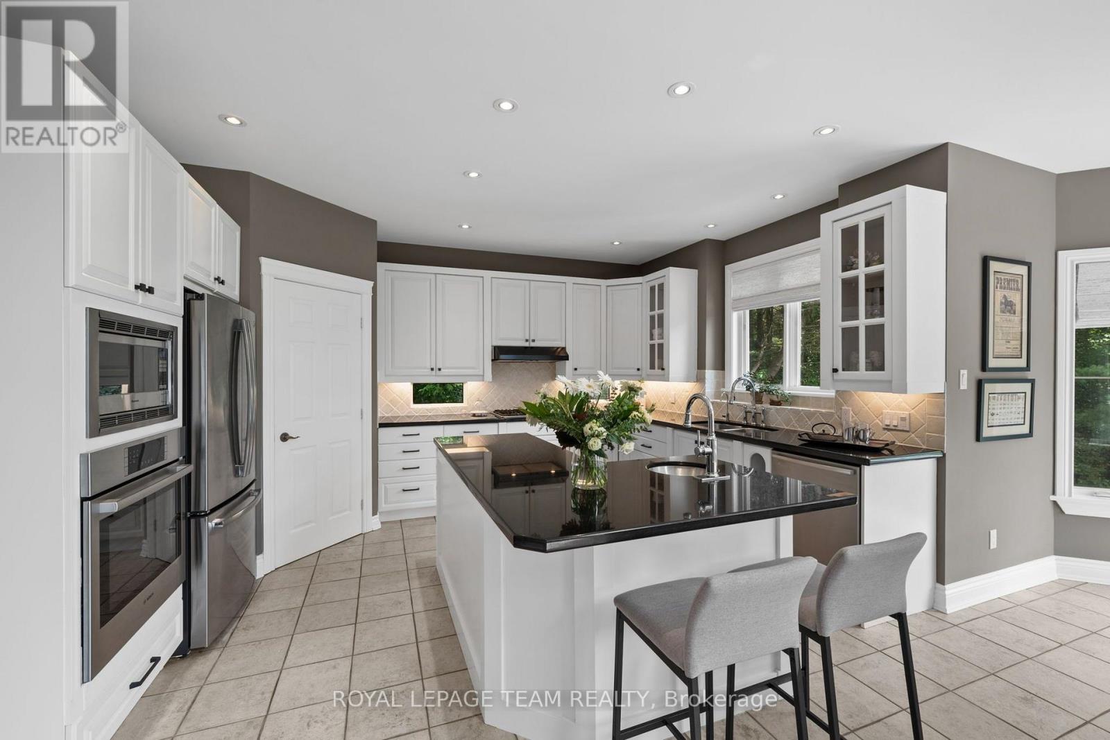 1518 Monaghan Lane, Ottawa, Ontario  K2W 1B4 - Photo 13 - X13719610