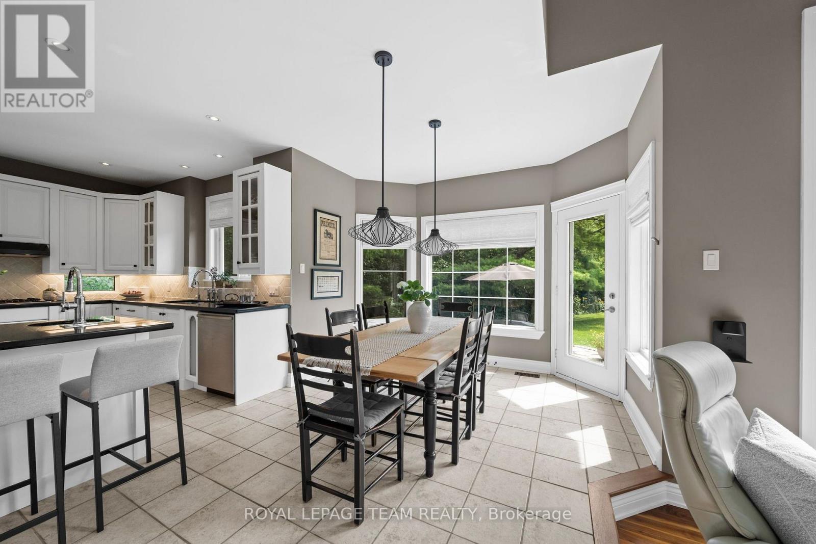 1518 Monaghan Lane, Ottawa, Ontario  K2W 1B4 - Photo 19 - X13719610