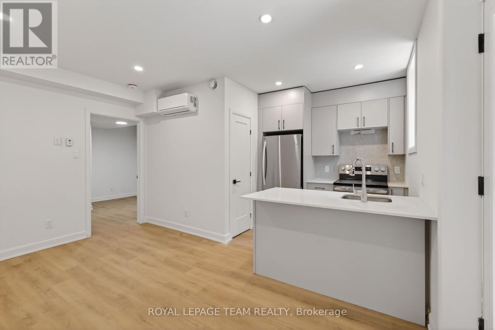 B - 608 Tweedsmuir Avenue, Ottawa, Ontario  K1Z 5P3 - Photo 5 - X13719698