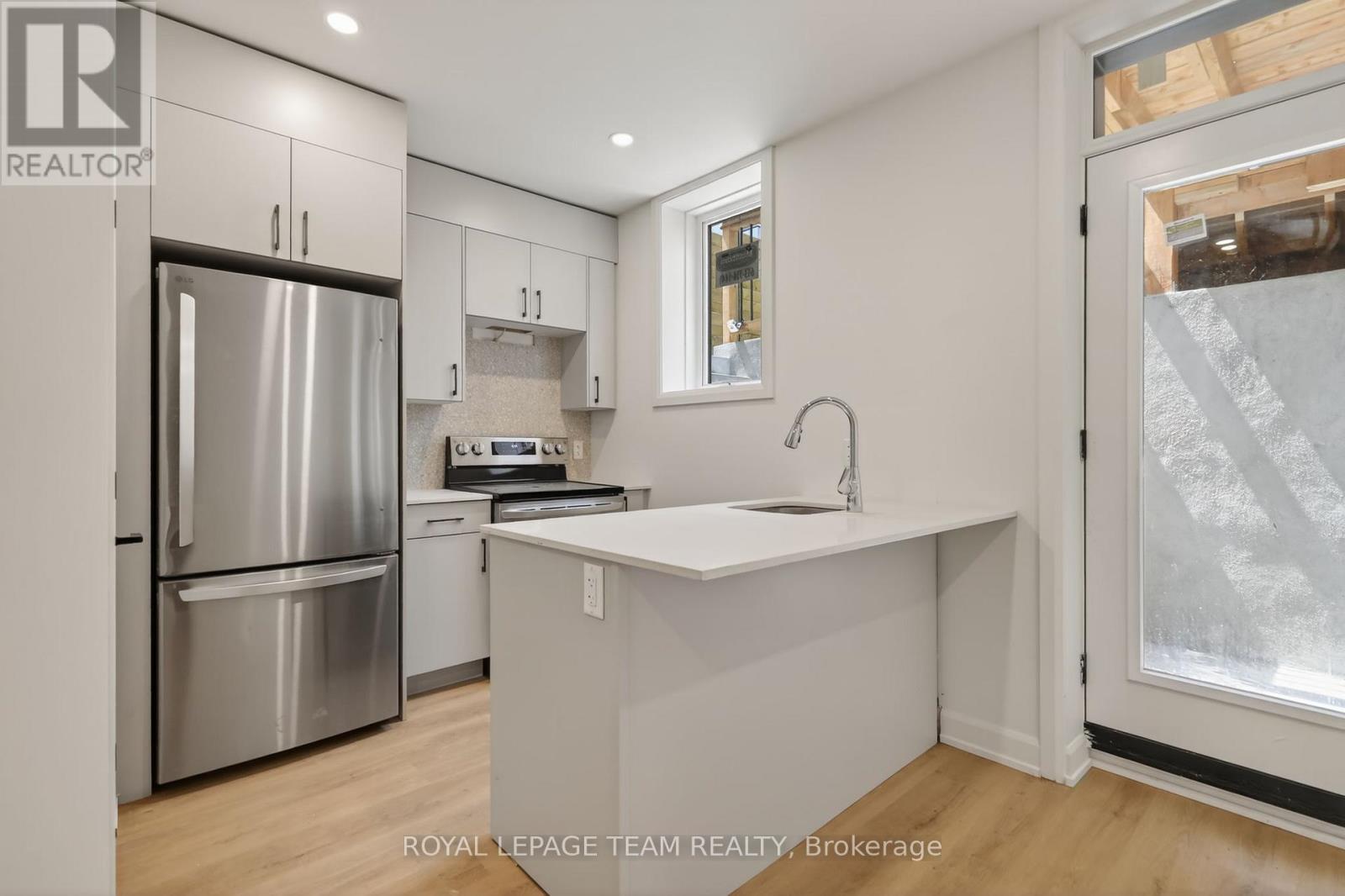 B - 608 Tweedsmuir Avenue, Ottawa, Ontario  K1Z 5P3 - Photo 6 - X13719698