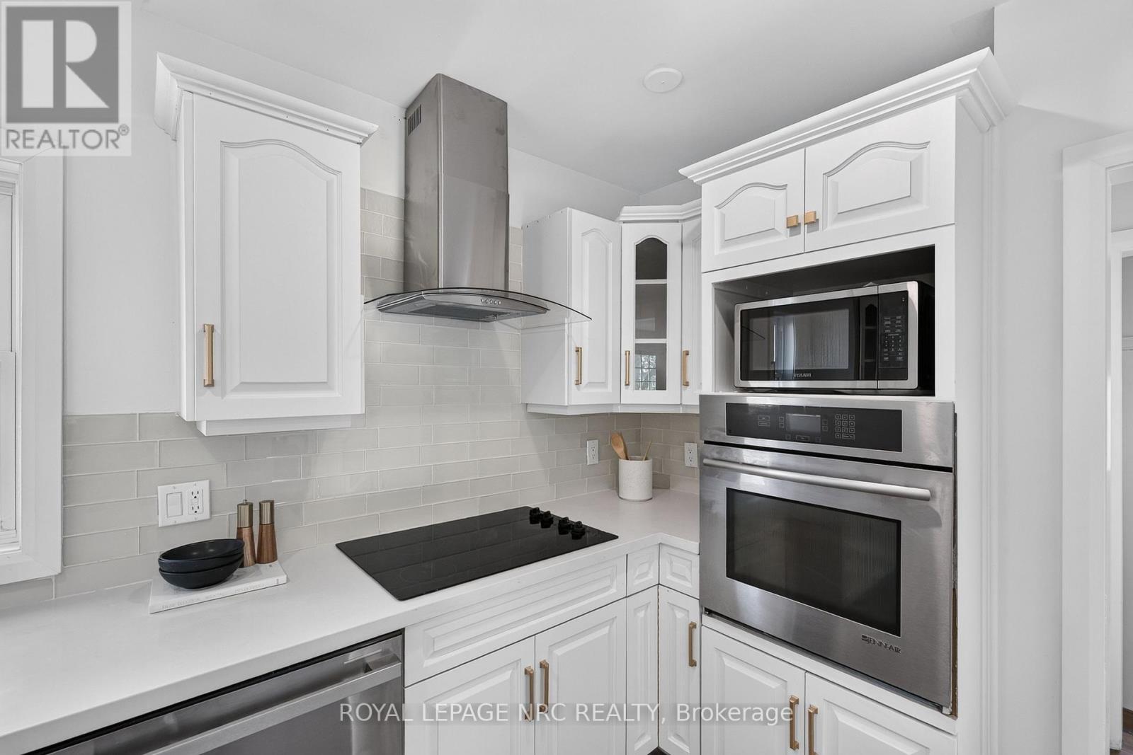 12 Admiral Road, St. Catharines, Ontario  L2P 1G5 - Photo 22 - X13719646