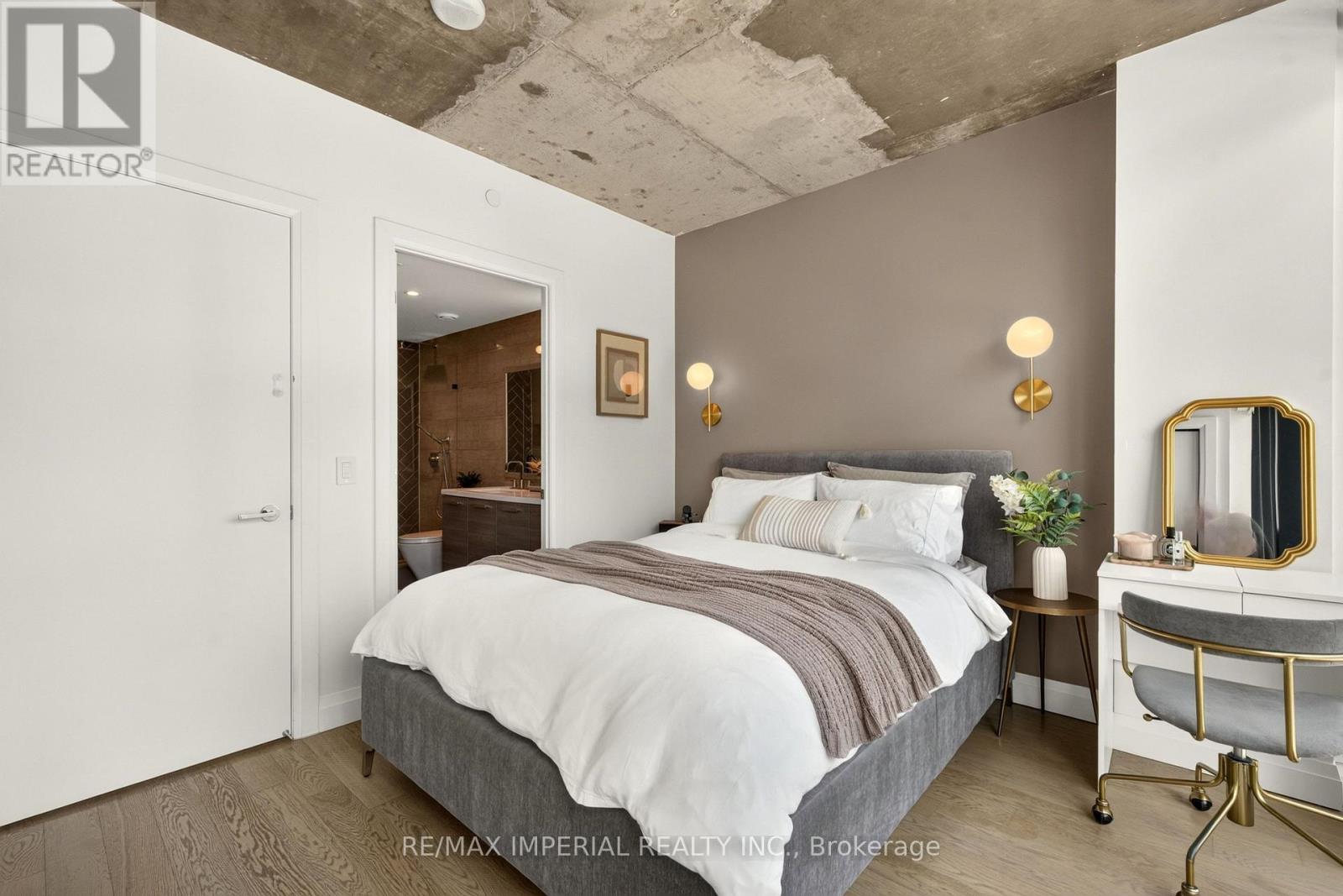 1804 - 224 King Street W, Toronto, Ontario  M5H 0A6 - Photo 19 - C13719624