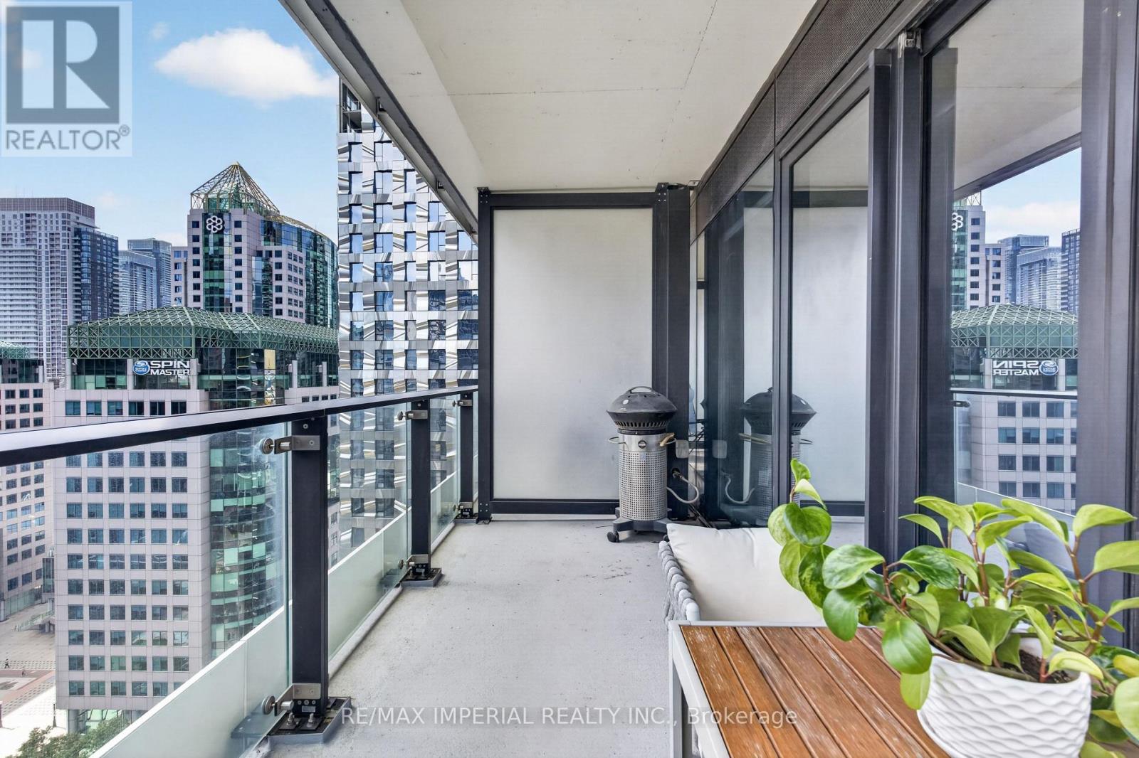 1804 - 224 King Street W, Toronto, Ontario  M5H 0A6 - Photo 25 - C13719624