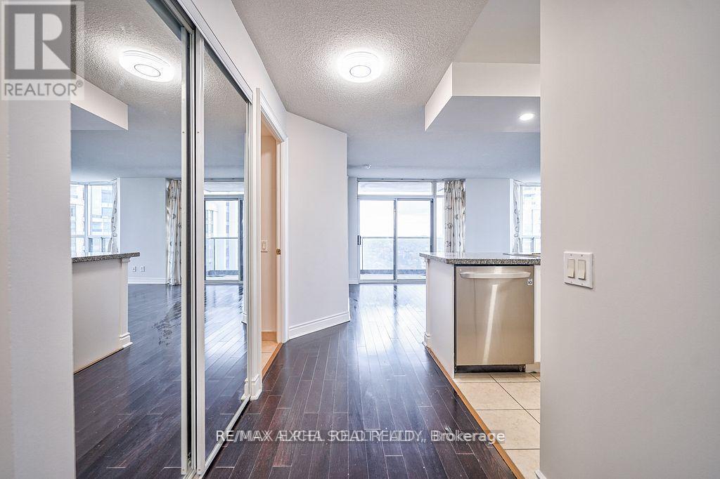 2511 - 10 Northtown Way, Toronto, Ontario  M2N 7L4 - Photo 11 - C13719628
