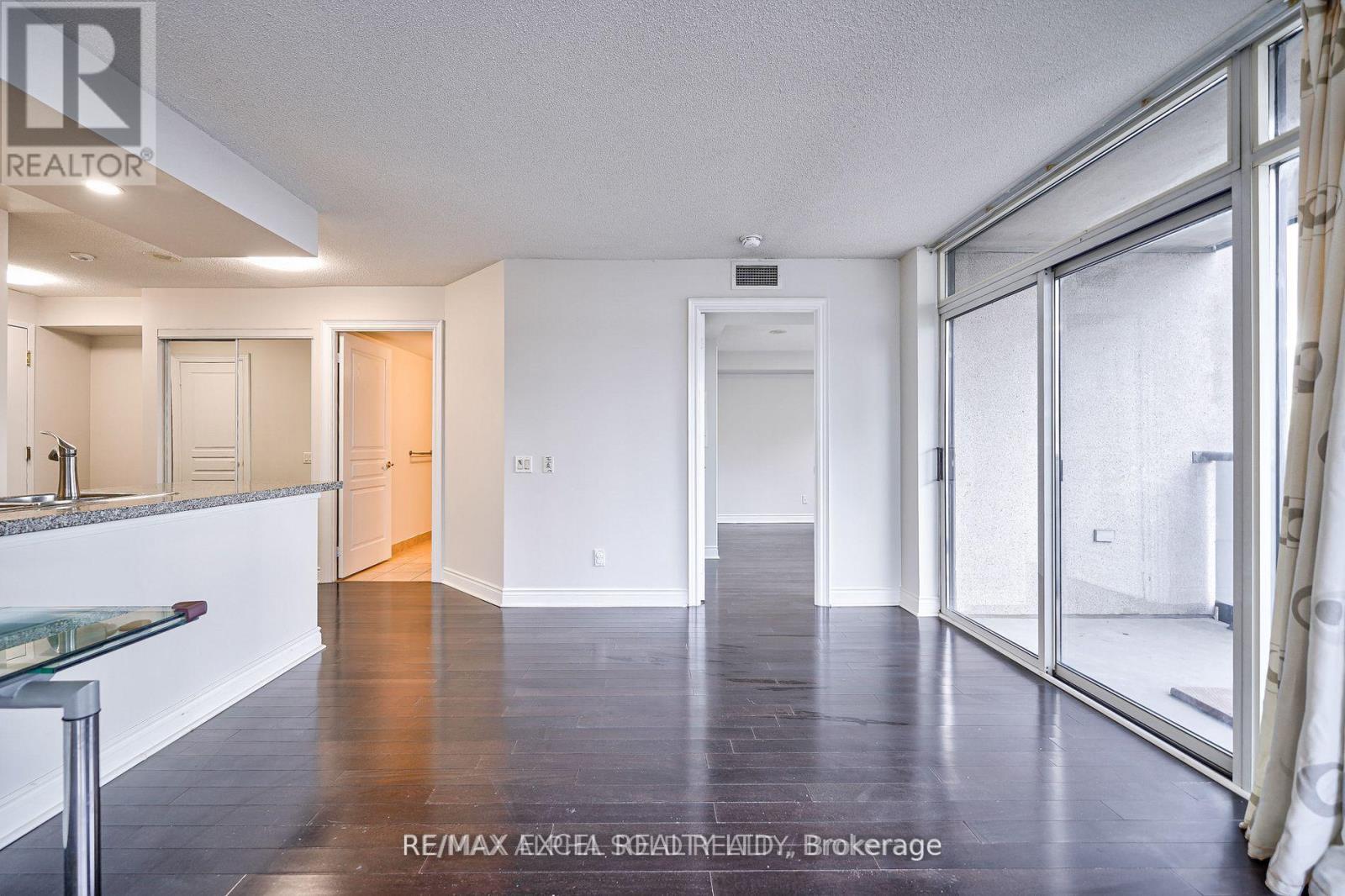2511 - 10 Northtown Way, Toronto, Ontario  M2N 7L4 - Photo 19 - C13719628