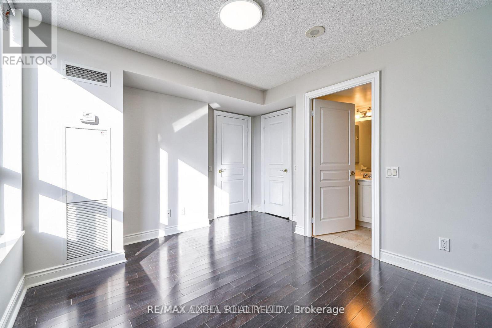 2511 - 10 Northtown Way, Toronto, Ontario  M2N 7L4 - Photo 29 - C13719628
