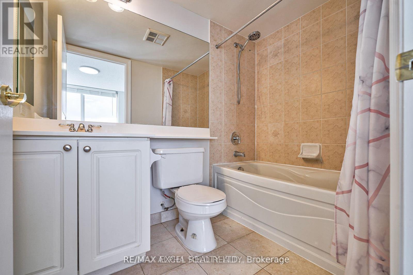 2511 - 10 Northtown Way, Toronto, Ontario  M2N 7L4 - Photo 31 - C13719628