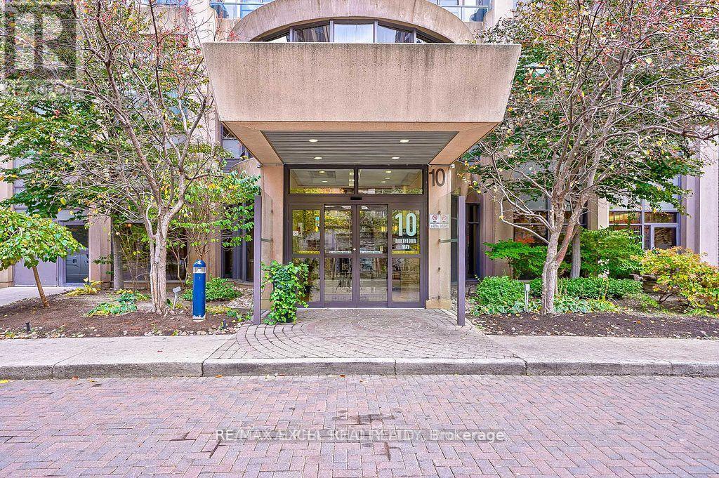 2511 - 10 Northtown Way, Toronto, Ontario  M2N 7L4 - Photo 4 - C13719628