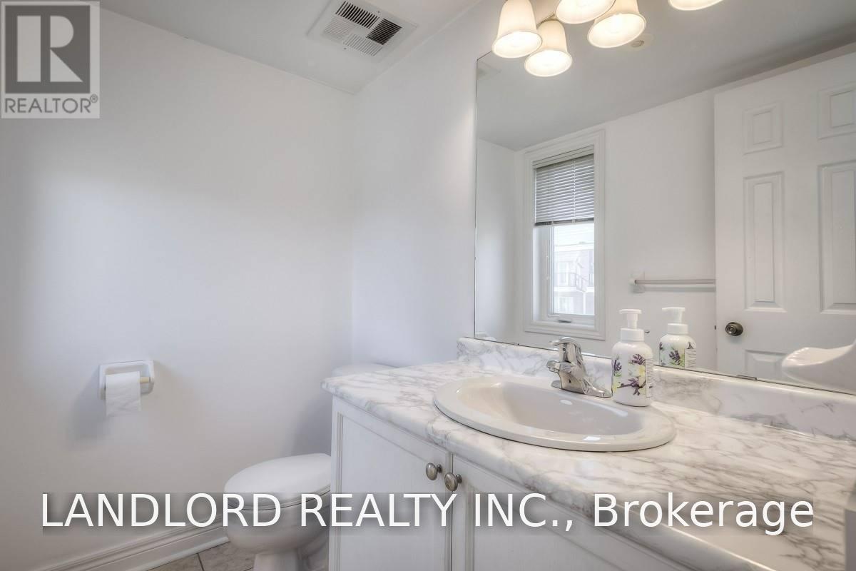 72 River Street, Toronto, Ontario  M5A 3N9 - Photo 10 - C13719754