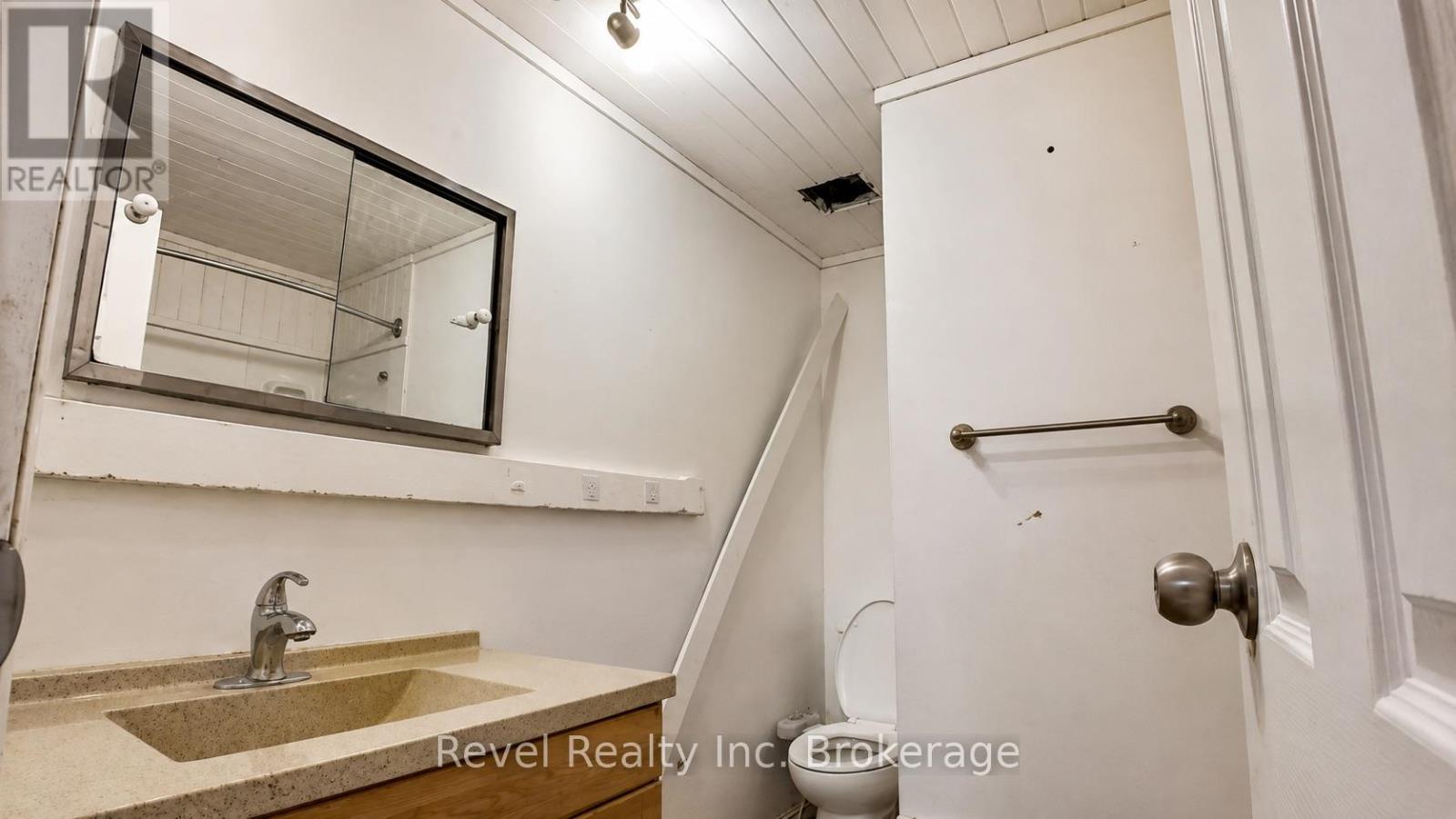 416 First Avenue W, North Bay, Ontario  P1B 3C4 - Photo 11 - X13719640