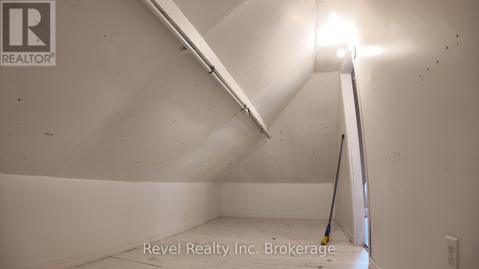 416 First Avenue W, North Bay, Ontario  P1B 3C4 - Photo 22 - X13719640
