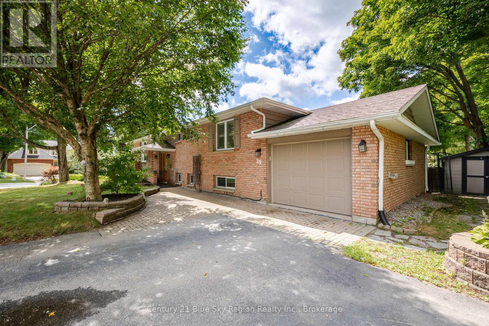 29 Carriage Crescent, North Bay, Ontario  P1C 1G5 - Photo 2 - X13719740