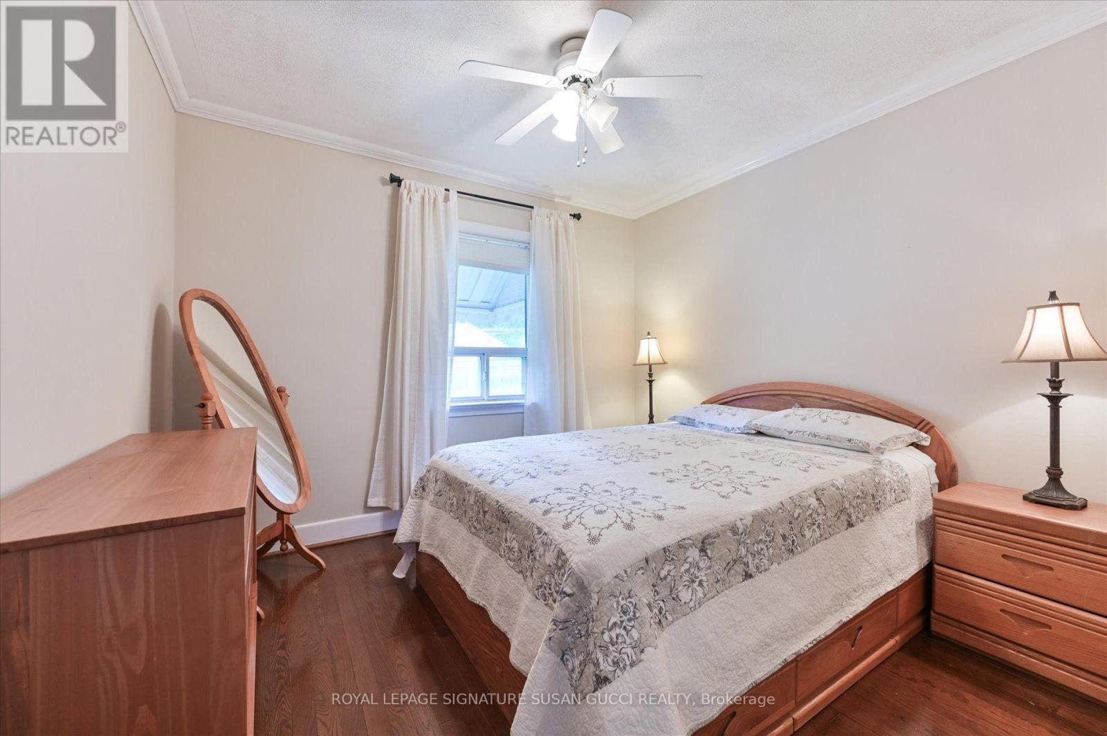 292 Glebemount Avenue, Toronto, Ontario M4C 3V3 - Photo 12 - E13719706