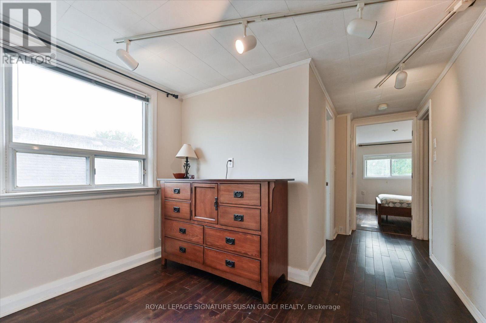 292 Glebemount Avenue, Toronto, Ontario M4C 3V3 - Photo 21 - E13719706