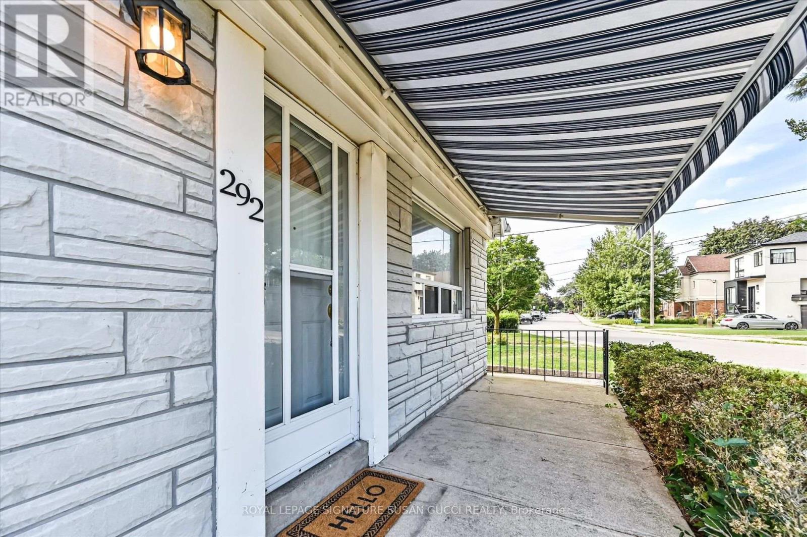 292 Glebemount Avenue, Toronto, Ontario M4C 3V3 - Photo 3 - E13719706