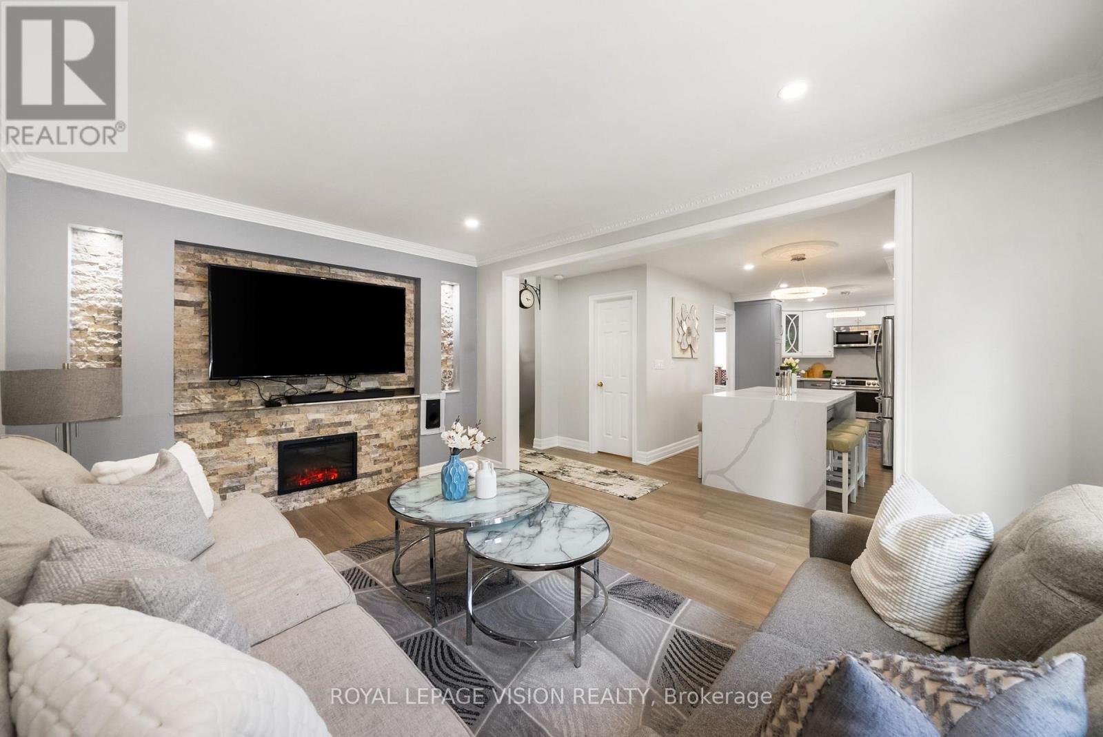 5 Anson Avenue, Toronto, Ontario  M1M 1X2 - Photo 15 - E13719734