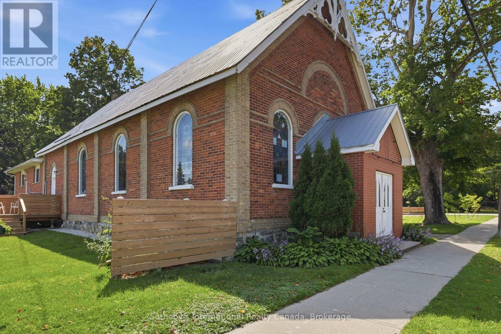 C - 22 MELVILLE STREET, clearview (nottawa), Ontario