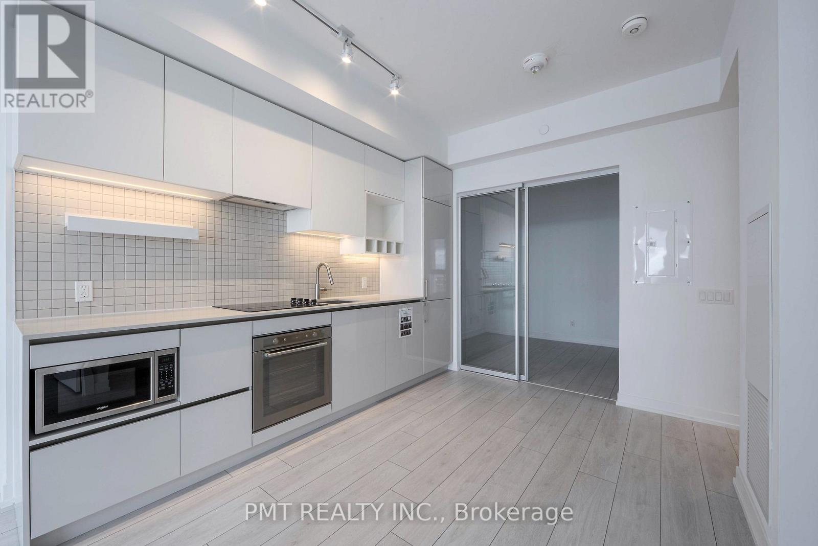 1706 - 898 Portage Parkway, Vaughan, Ontario  L4K 0J6 - Photo 4 - N13719746