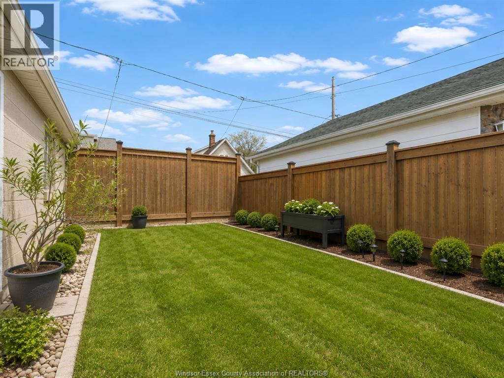 2306 Lincoln Road, Windsor, Ontario  N8W 2R5 - Photo 18 - 26016862