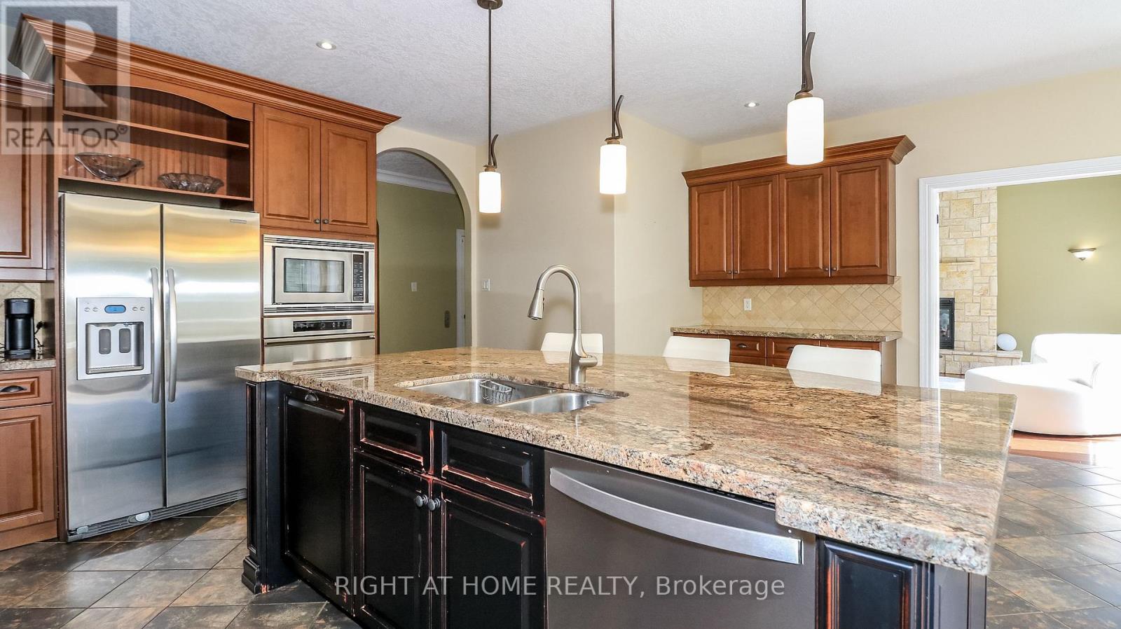 2014 Innisbrook Street, Innisfil, Ontario  L9S 5A3 - Photo 26 - N13628432