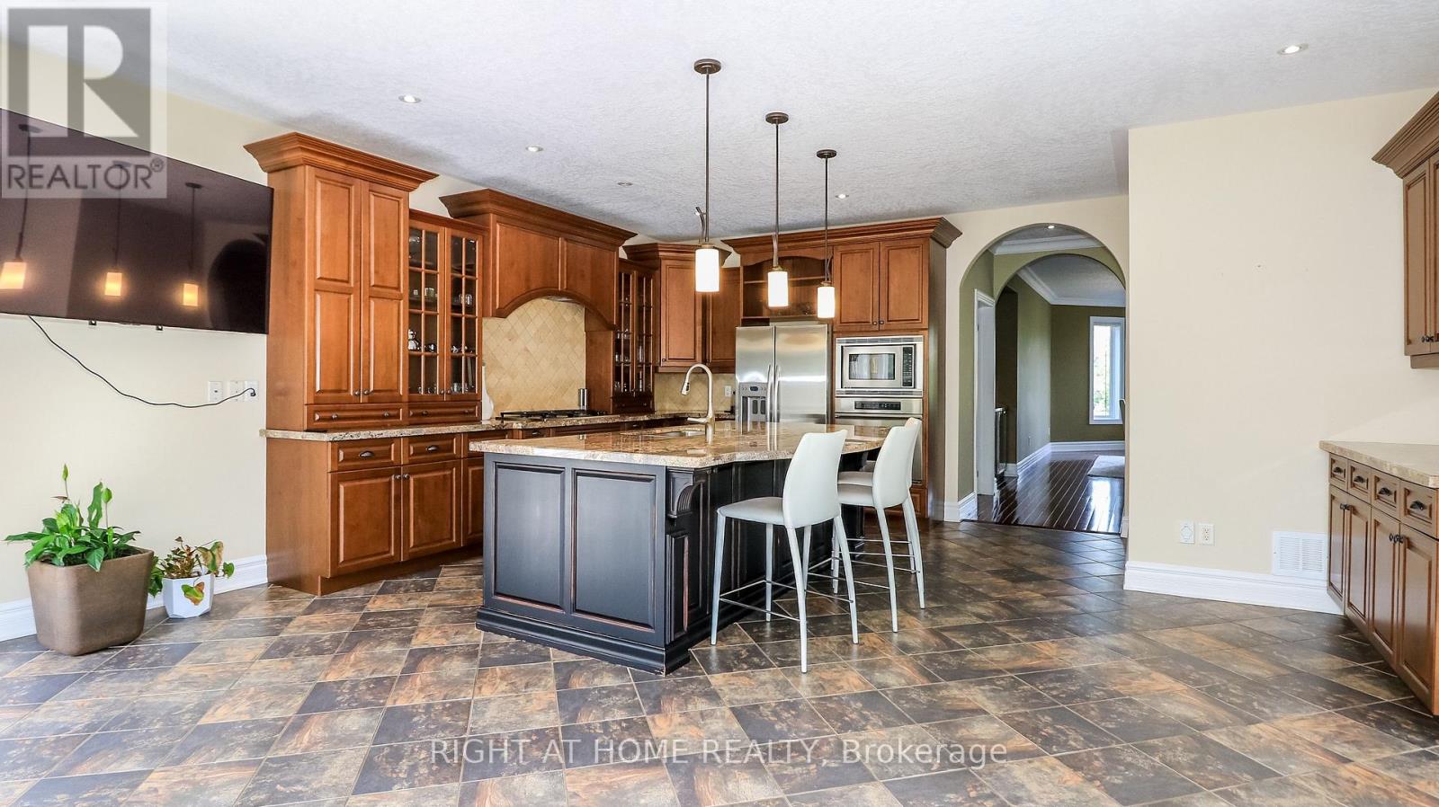 2014 Innisbrook Street, Innisfil, Ontario  L9S 5A3 - Photo 25 - N13628432