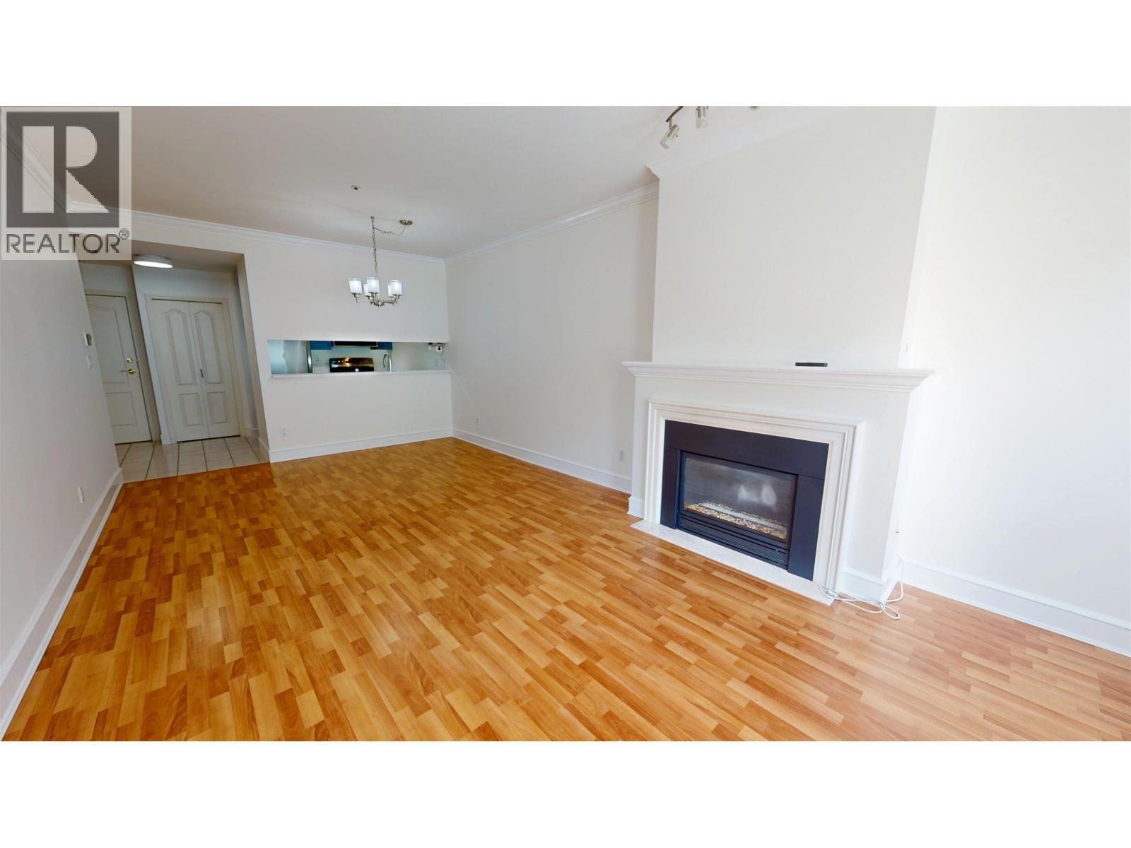 104 8680 Lansdowne Road, Richmond, British Columbia V6X 1B9 - Photo 3 - R3159387