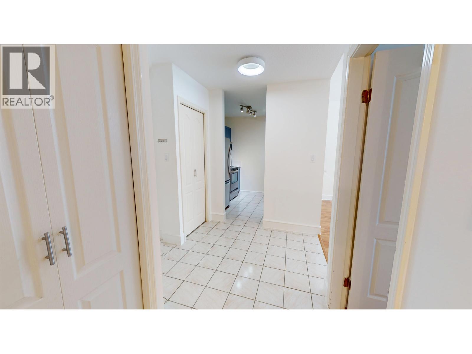 104 8680 Lansdowne Road, Richmond, British Columbia V6X 1B9 - Photo 12 - R3159387