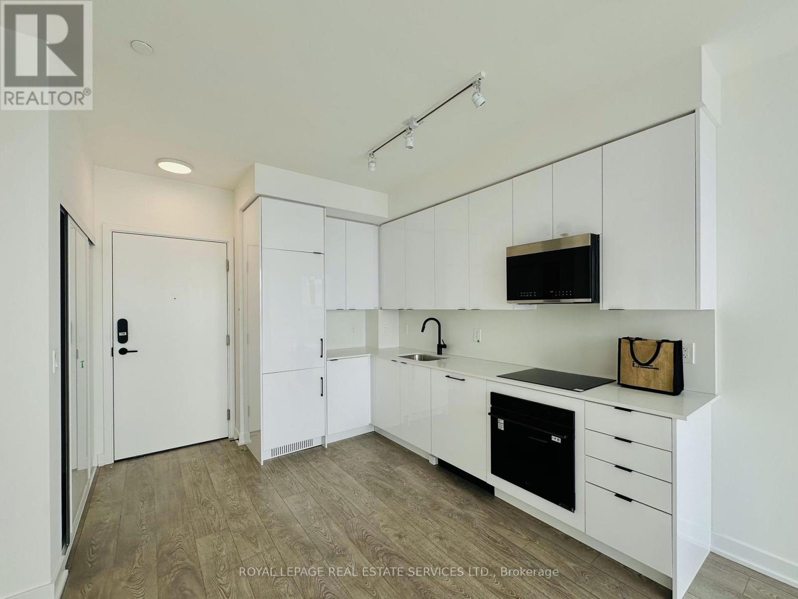 2106 - 225 Malta Avenue, Brampton, Ontario  L6Y 6L6 - Photo 3 - W13719600