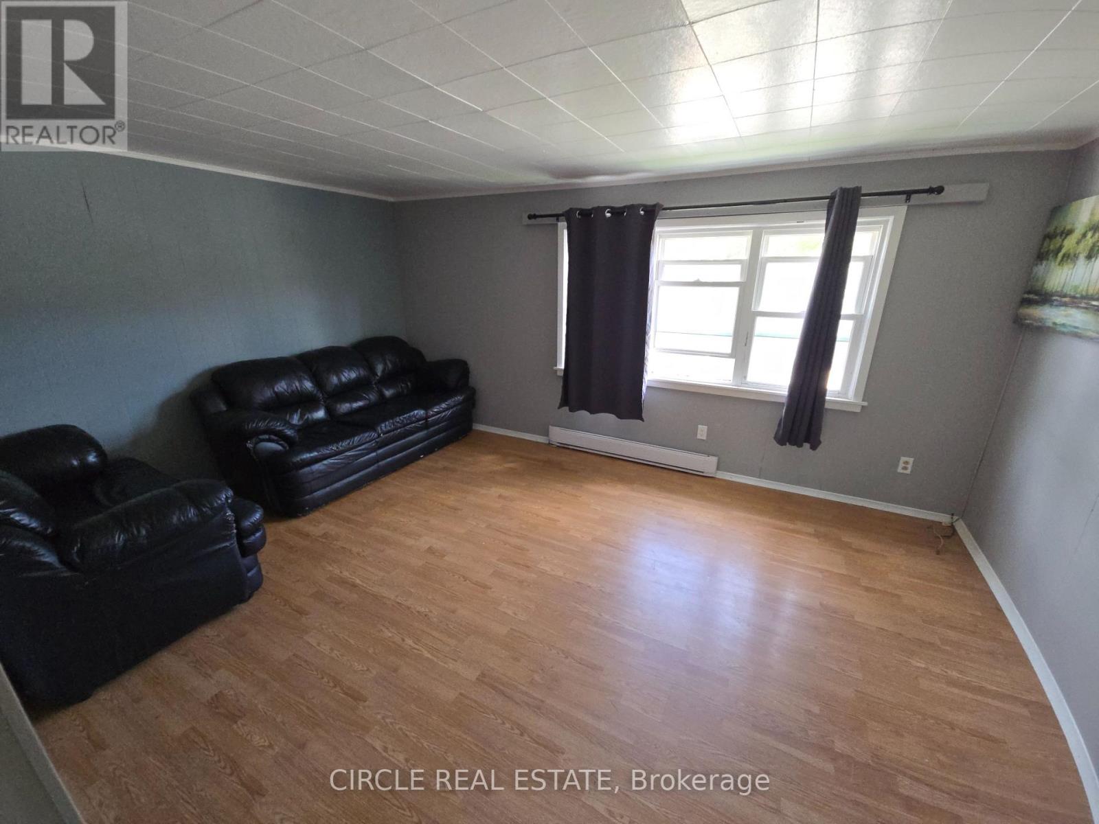 4 3rd Side Road S, Milton, Ontario  L9T 2W4 - Photo 16 - W13719638