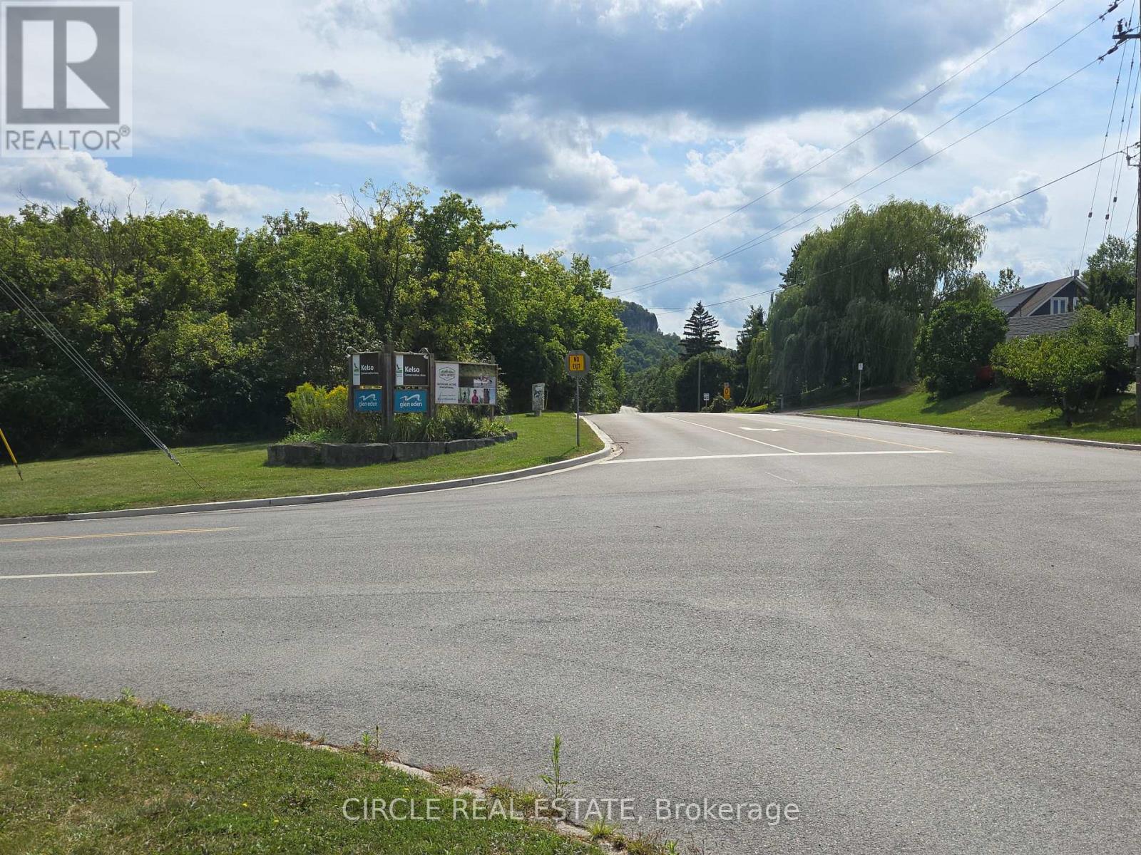 4 3rd Side Road S, Milton, Ontario  L9T 2W4 - Photo 4 - W13719638