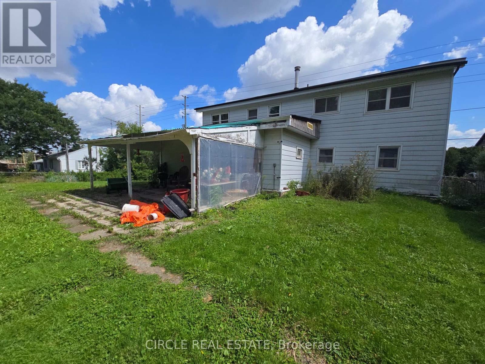 4 3rd Side Road S, Milton, Ontario  L9T 2W4 - Photo 5 - W13719638