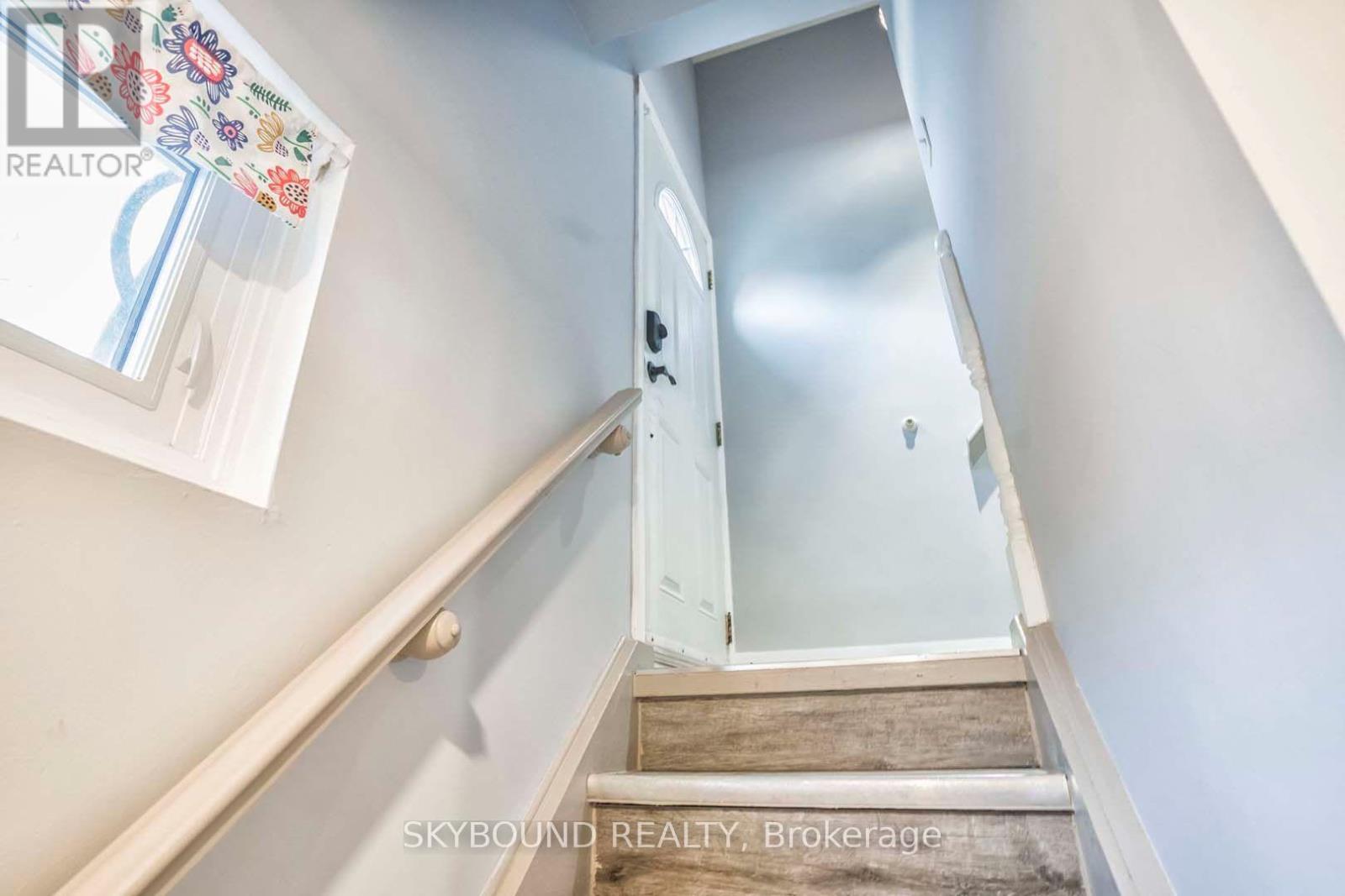3614 Holden Crescent, Mississauga, Ontario  L5A 2V8 - Photo 2 - W13719662