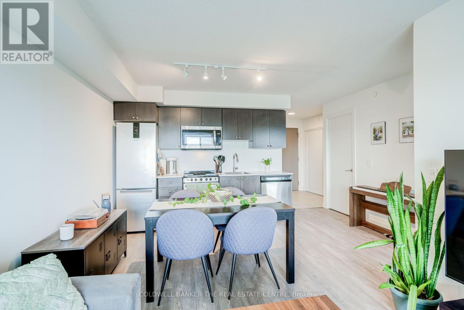 412 - 10 Wilby Crescent, Toronto, Ontario  M9N 0B6 - Photo 11 - W13719686