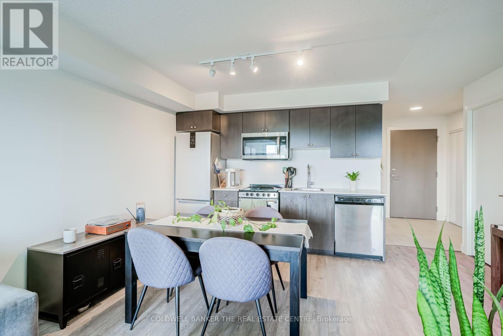 412 - 10 Wilby Crescent, Toronto, Ontario  M9N 0B6 - Photo 12 - W13719686