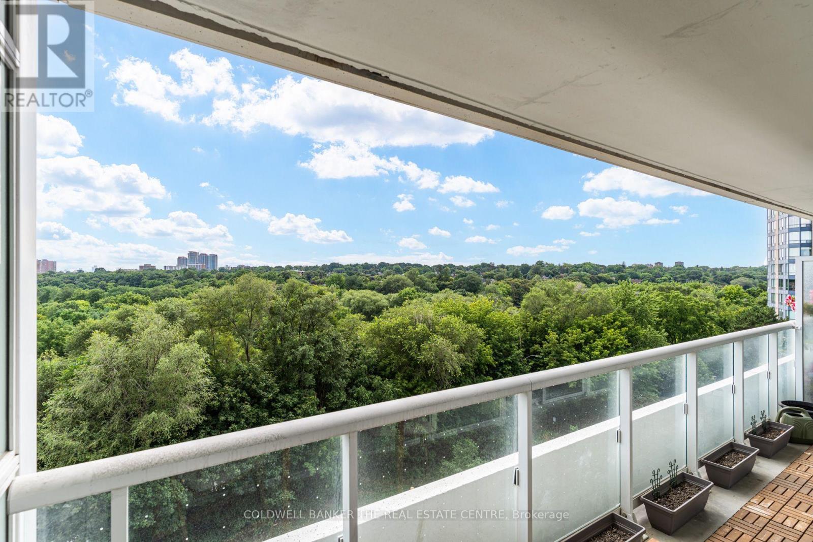 412 - 10 Wilby Crescent, Toronto, Ontario  M9N 0B6 - Photo 2 - W13719686