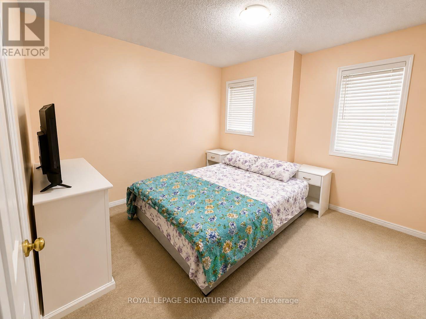 Upper - 10 Bonavista Drive, Brampton, Ontario  L6X 0N2 - Photo 12 - W13719688