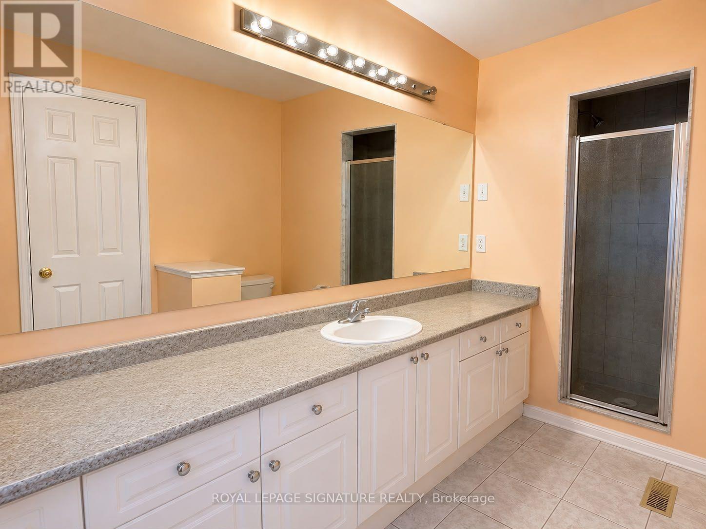 Upper - 10 Bonavista Drive, Brampton, Ontario  L6X 0N2 - Photo 18 - W13719688