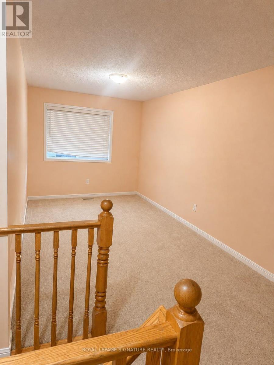 Upper - 10 Bonavista Drive, Brampton, Ontario  L6X 0N2 - Photo 9 - W13719688