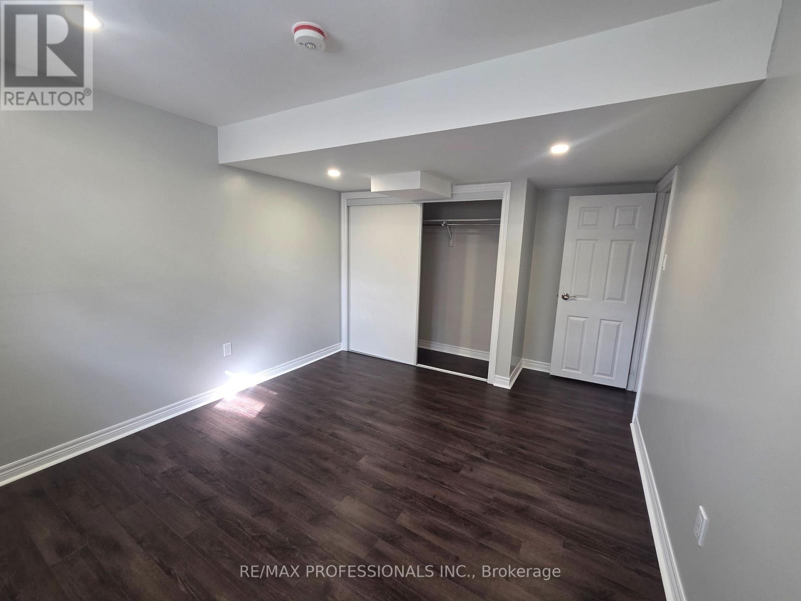 Bsmt - 7 Fallgate Drive, Brampton, Ontario  L6X 0R5 - Photo 8 - W13719704