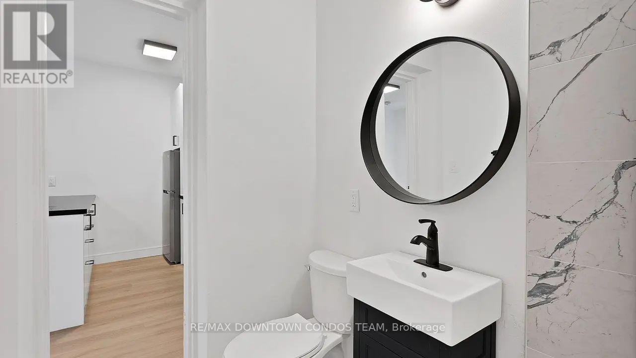 101 - 7 Thornburn Avenue, Toronto, Ontario  M6K 1C4 - Photo 17 - W13719730
