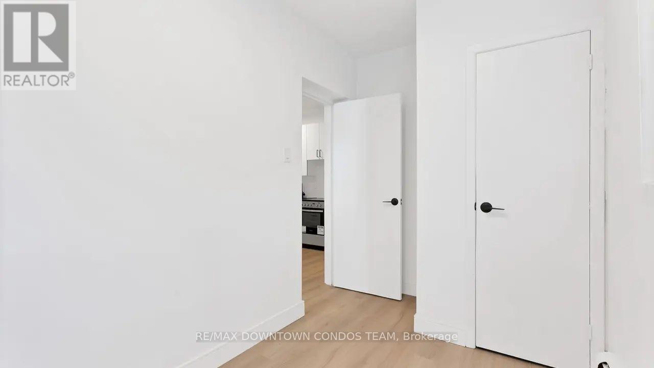 101 - 7 Thornburn Avenue, Toronto, Ontario  M6K 1C4 - Photo 6 - W13719730